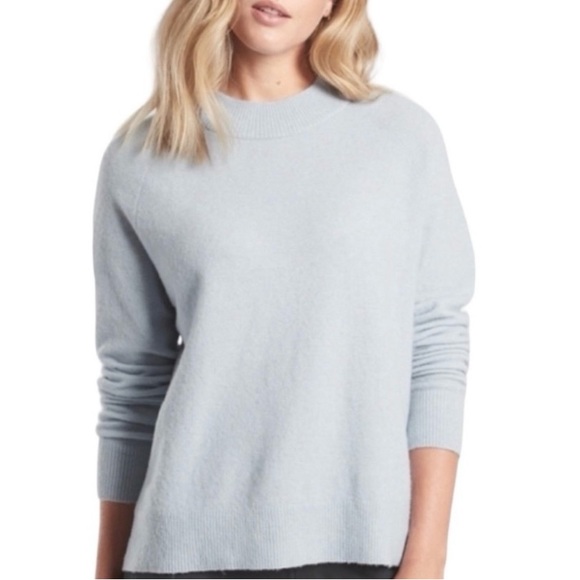 Athleta Hawthorne Crew Neck Extra Fine Merino Wool Sweater Light Blue Size Small - Picture 1 of 12